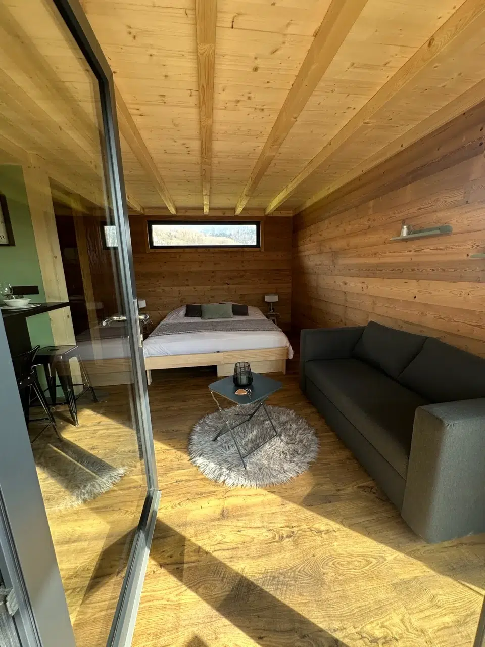 cabane lodge salon et chambre